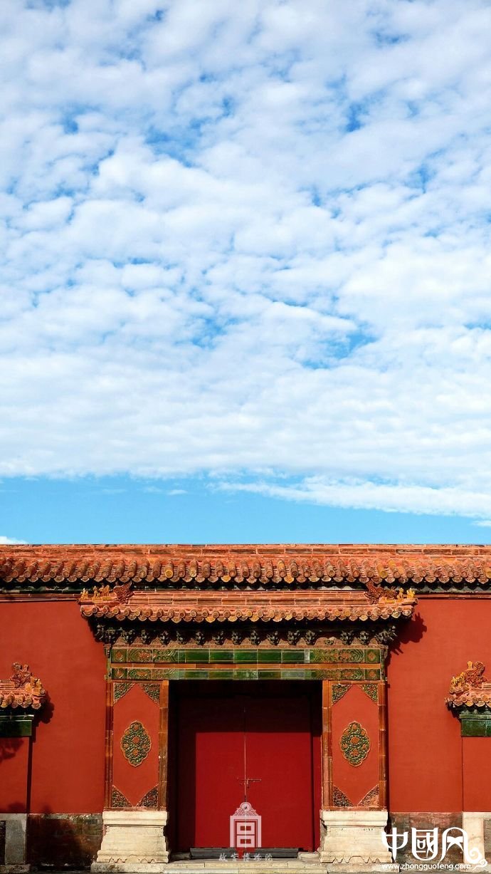 超美故宮古建筑圖片，紫禁之巔白云無(wú)盡