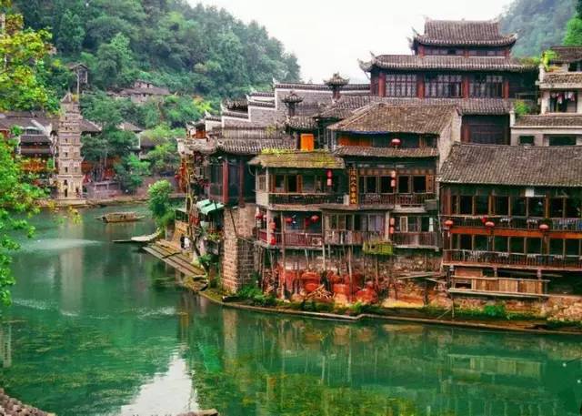 中國十大古鎮(zhèn)：體驗(yàn)古色古香的古鎮(zhèn)韻味！