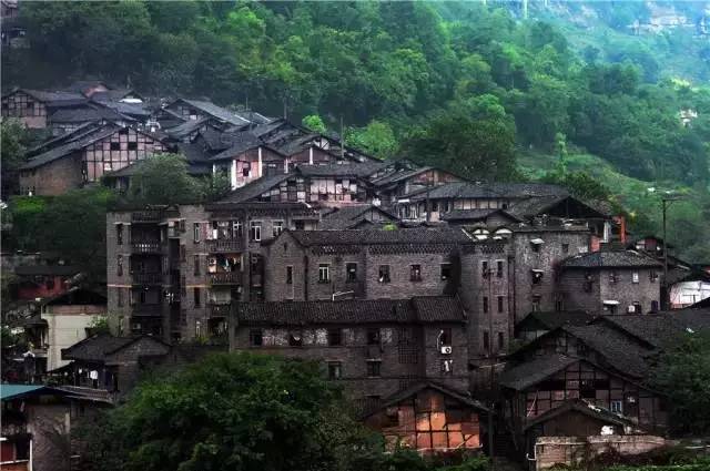 中國古鎮(zhèn)：淺析32個中國最美古鎮(zhèn)！
