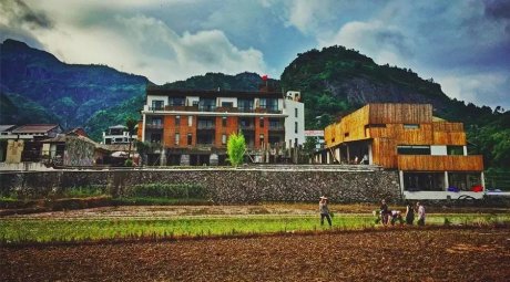 悅庭楠舍 ，兼顧田園風光與遠山樹林