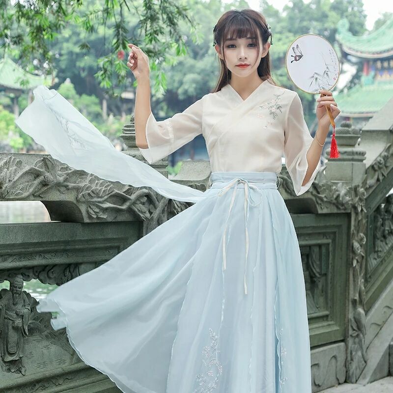 優(yōu)雅如詩，淡雅清新漢服圖片