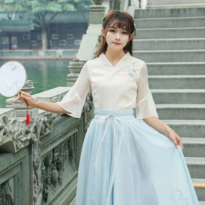 優(yōu)雅如詩，淡雅清新漢服圖片