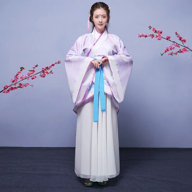 襦裙套裝仙女漢服，中國風(fēng)曲裾齊腰古裝圖片