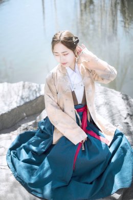 四款大明風(fēng)度的漢服圖片，且看漢服的端莊雅致