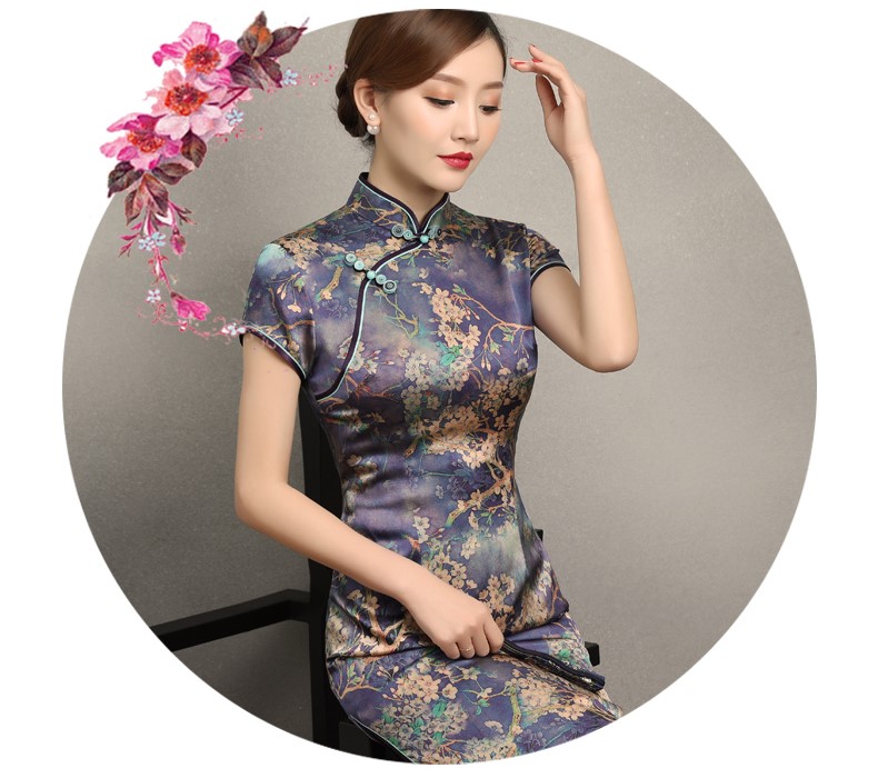蒼翠復(fù)古修身旗袍，典雅印花旗袍裙