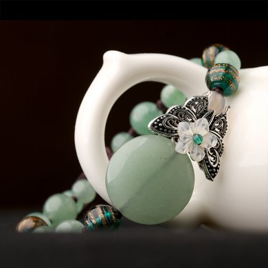 綠色森系手鏈，簡(jiǎn)約個(gè)性蝴蝶手串飾品