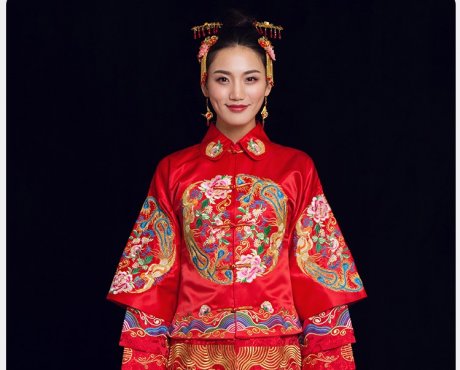 金玉良緣中式禮服，鳳穿牡丹新娘禮服