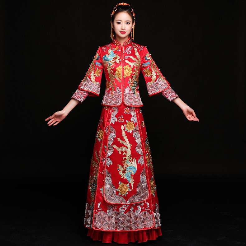 高貴華美中式禮服，秀禾龍鳳褂新娘禮服