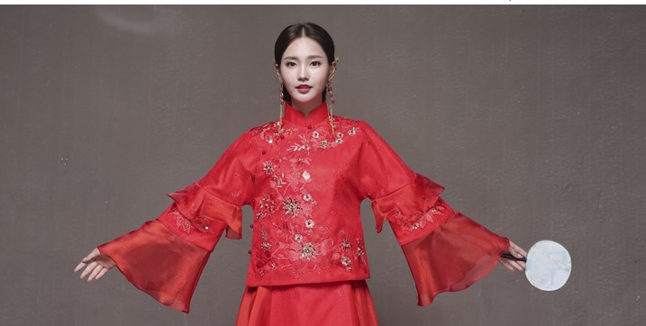 靈秀荷葉袖中式禮服，典雅韻味新娘禮服
