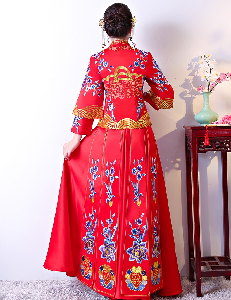 古典中國風(fēng)中式禮服，牡丹多喜刺繡新娘禮服