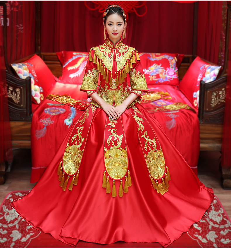 古韻悠揚(yáng)秀禾服中式禮服，奢華精致新娘禮服