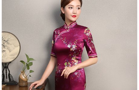 玫紅色印花旗袍，中袖真絲旗袍裙