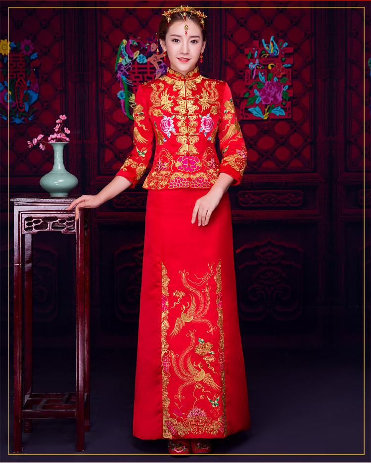 儒雅裙擺新娘禮服，魅力時(shí)尚中式禮服