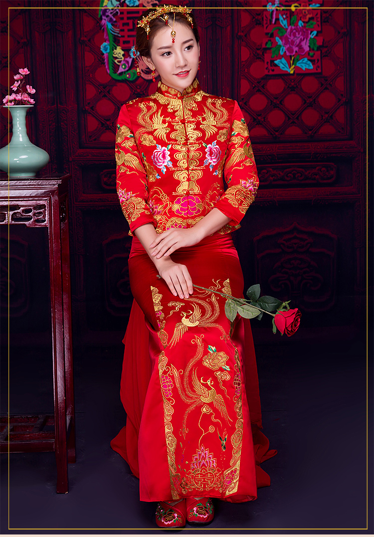 儒雅裙擺新娘禮服，魅力時(shí)尚中式禮服