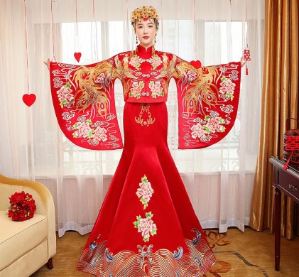 華麗復(fù)古中式禮服，新娘魚尾結(jié)婚禮服