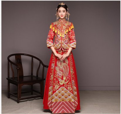 典雅韻味中式禮服，精致新娘結(jié)婚禮服