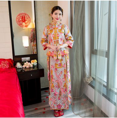 精美繡花中式禮服，時(shí)尚中國風(fēng)新娘禮服
