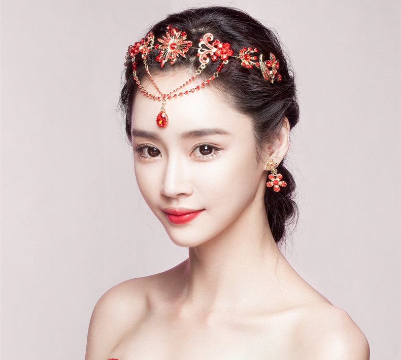 中式三件套裝敬酒服額飾，優(yōu)美盤發(fā)配飾發(fā)飾