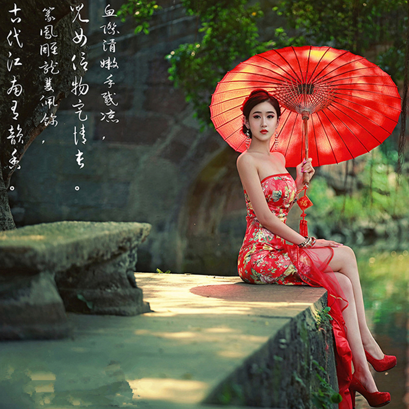 中國風性感抹胸中式旗袍古裝美女圖片