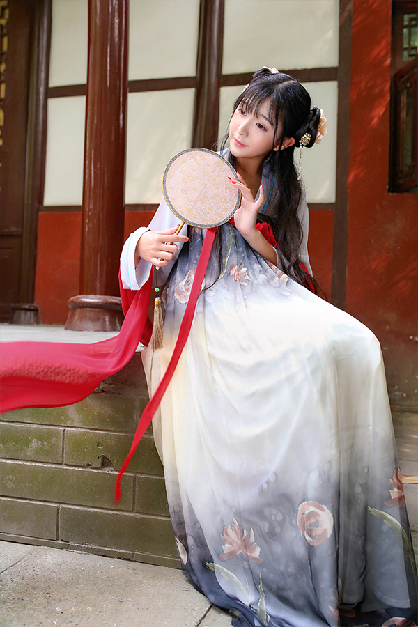 漢服水墨印花齊胸襦裙