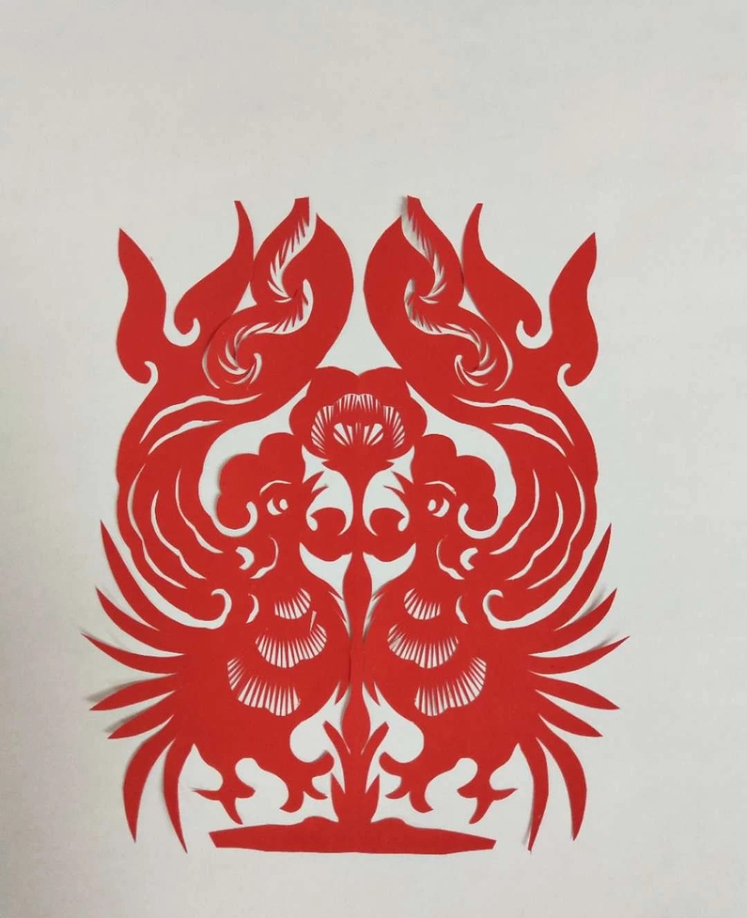 纖手巧剪妙生肖，韓春霞十二生肖剪紙作品