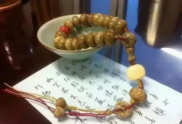 如何盤出包漿星月菩提？驚艷菩提包漿的全過程