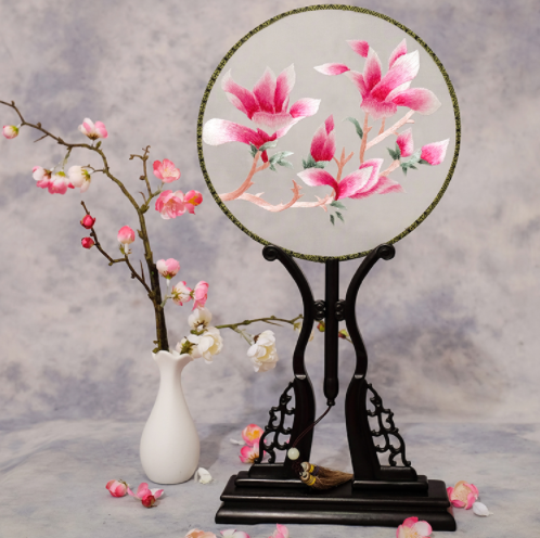 四款雙面繡花中國風(fēng)團扇，古風(fēng)宮扇古典扇子圖