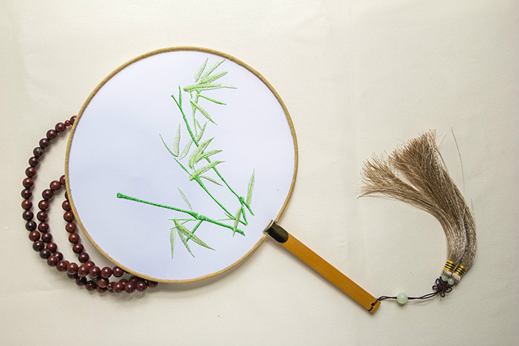 高風亮節(jié)竹子刺繡團扇，古典繡花宮扇工藝扇子
