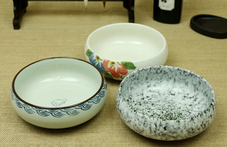 三款手繪陶瓷水淺茶洗水盂，海魚瓷筆洗
