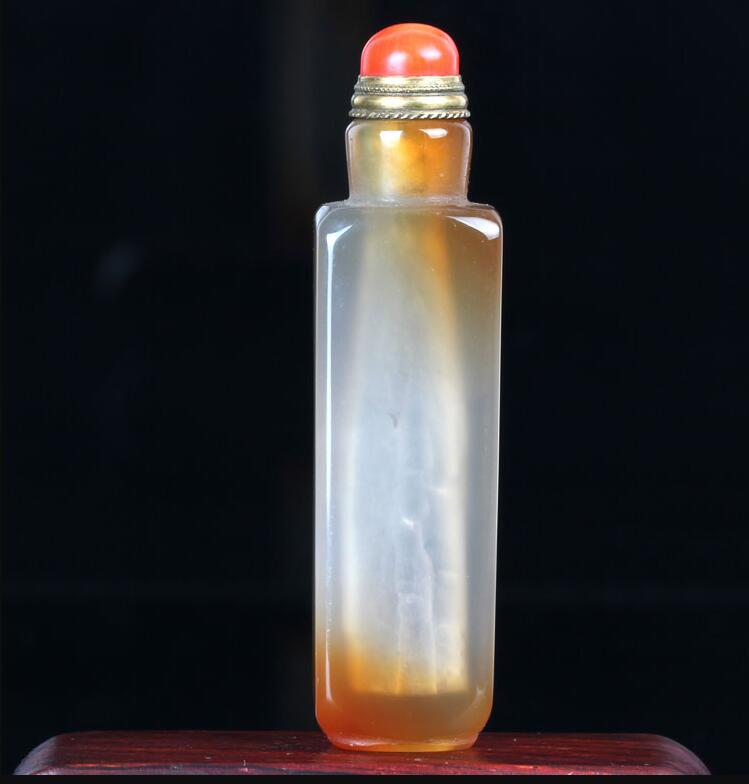 瑪瑙鼻煙壺，帝王心頭的玩物