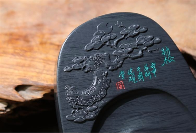 勁松暗香天然原石硯臺(tái)，文房四寶精品硯臺(tái)