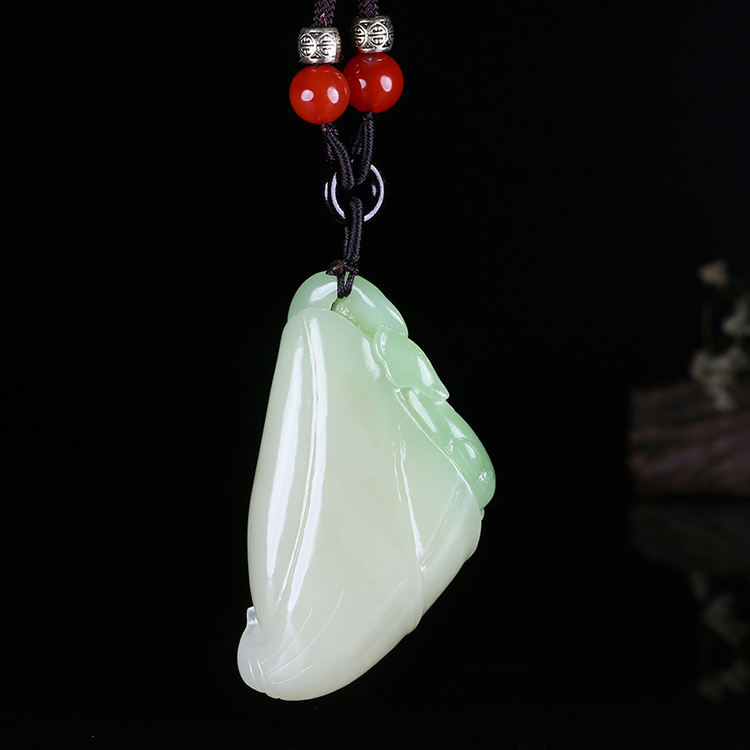 和田翠青玉山料魚(yú)掛墜，玉墜蓮蓬玉石項(xiàng)鏈