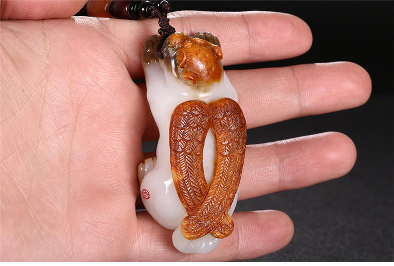 神獸飛虎手把件掛件，天然白玉手玩件玉石小擺