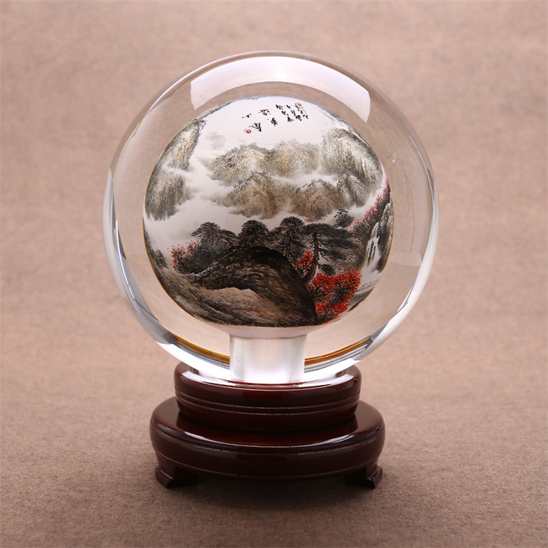 創(chuàng)意展宏圖鷹水晶球，水晶是什么？