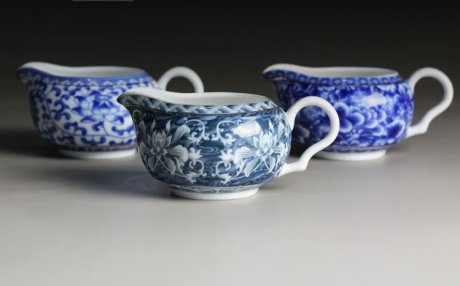 白瓷青花手繪公道杯，三款滿彩圖案功夫茶具
