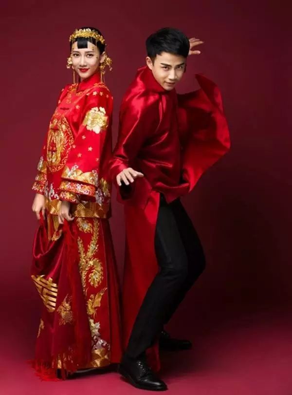中式婚禮，走心的明星禮服