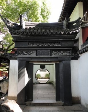 盤點(diǎn)大門朝向風(fēng)水攻略：大門應(yīng)該怎么開？