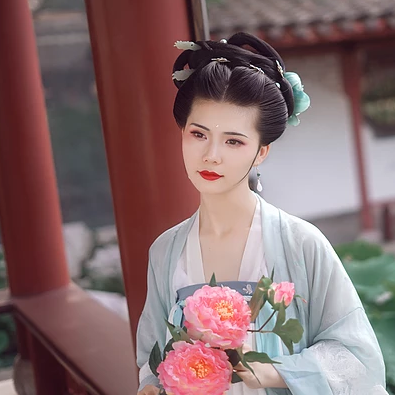 牡丹花女生頭像，唯美古風(fēng)真人頭像