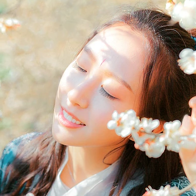 花開半夏女生頭像，唯美古風(fēng)真人頭像