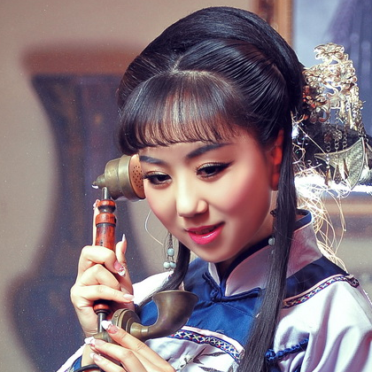 古典雅韻的女生頭像，唯美古風真人頭像