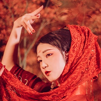 朱紅嬌艷女生頭像，唯美古風(fēng)真人頭像