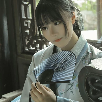 文藝復古風漢服女生頭像，唯美古風真人頭像