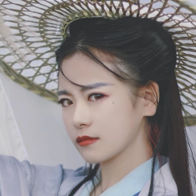 風(fēng)中俠客女生頭像，唯美古風(fēng)真人頭像