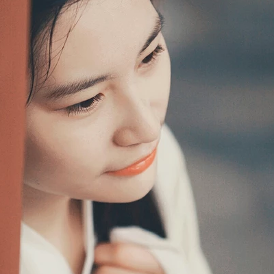 蒙眼帶團扇女子頭像，唯美古風(fēng)真人頭像