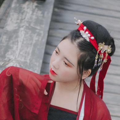 紅衣少女頭像，唯美古風女子真人頭像