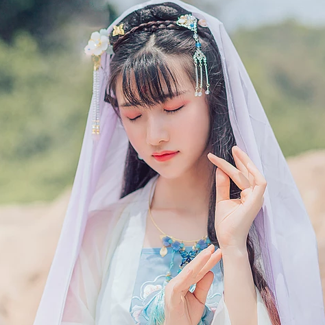 飄逸帶團(tuán)扇小清新頭像，唯美古風(fēng)女子真人頭像