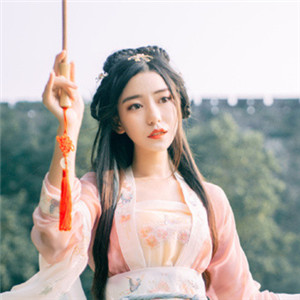 灼灼風(fēng)姿古風(fēng)真人頭像，好看的女生qq頭像