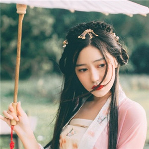 灼灼風(fēng)姿古風(fēng)真人頭像，好看的女生qq頭像