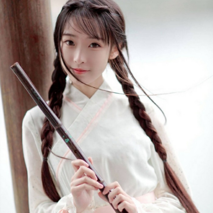柳眉杏眼女生頭像，古風(fēng)女子qq頭像