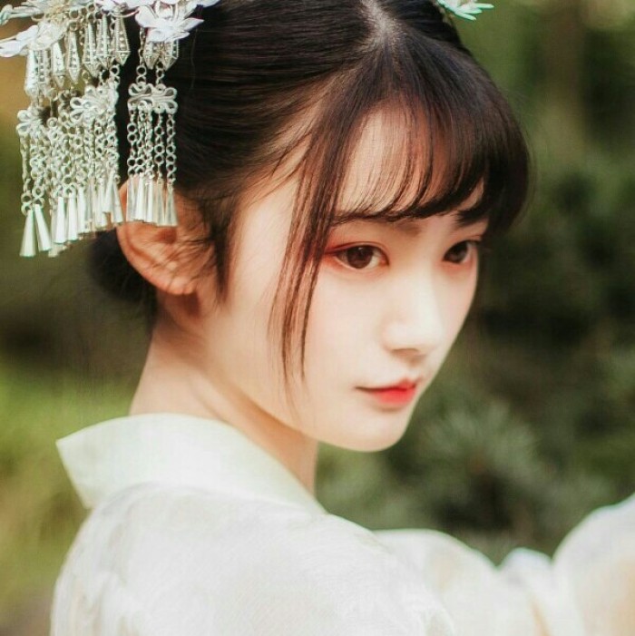 風華灼灼古風頭像，古裝真人女生頭像